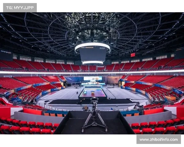 乒超总决赛南京青奥体育馆满座,球迷应援手幅营造演唱会氛围